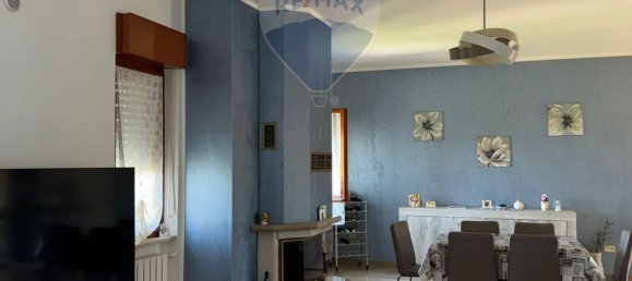 3 bedrooms Apartment in Montagano, Italy No. 76132 3