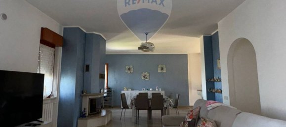 3 bedrooms Apartment in Montagano, Italy No. 76132 4