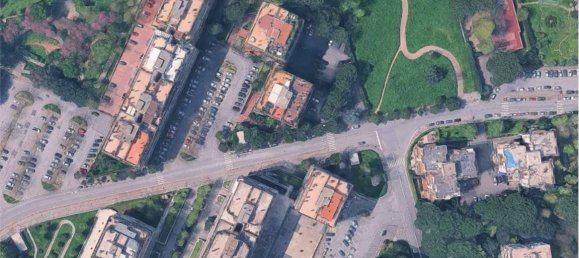 1-Zimmer Garage in Rome, Italy, Nr. 336835 6