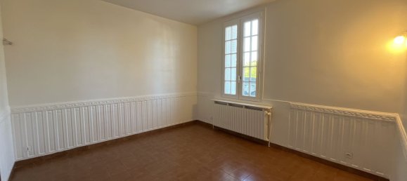 Casa de 3 dormitorios en Ezanville, France No. 183723 7