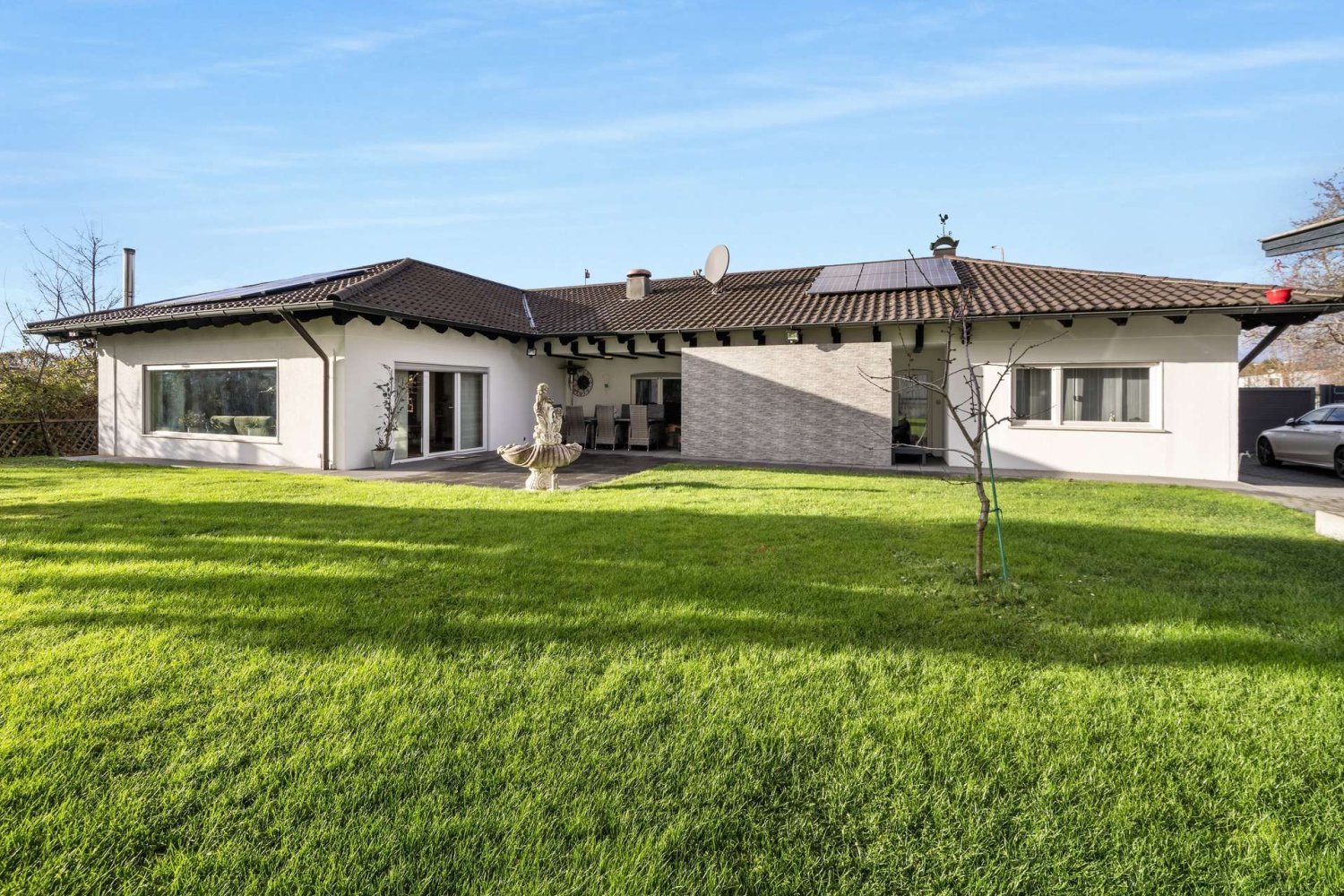 6 rooms Bungalow in Reutlingen, Germany No. 19892