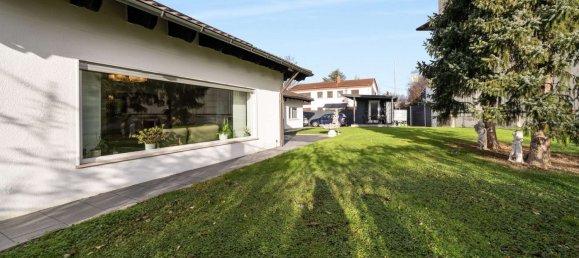 6 rooms Bungalow in Reutlingen, Germany No. 19892 2