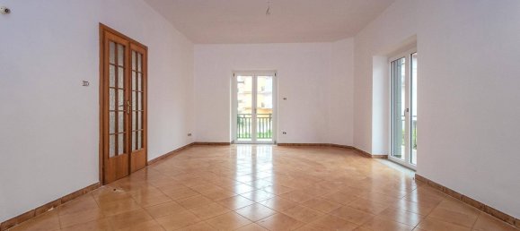 6 bedrooms Villa in Vairano Patenora, Italy No. 325653 9