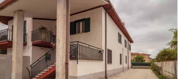 6 bedrooms Villa in Vairano Patenora, Italy No. 325653 17