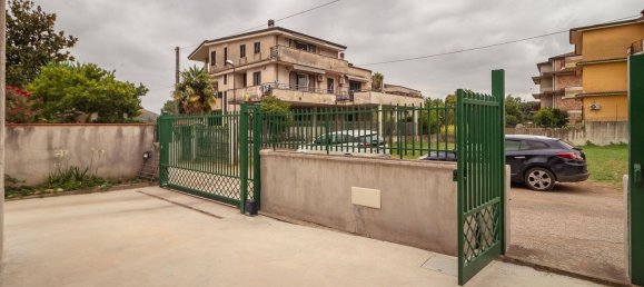 6 bedrooms Villa in Vairano Patenora, Italy No. 325653 16