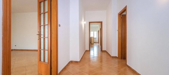 6 bedrooms Villa in Vairano Patenora, Italy No. 325653 5