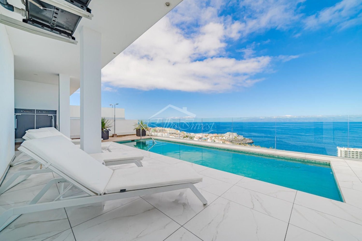 3 bedrooms Penthouse in Acantilado De Los Gigantes, Spain No. 286747