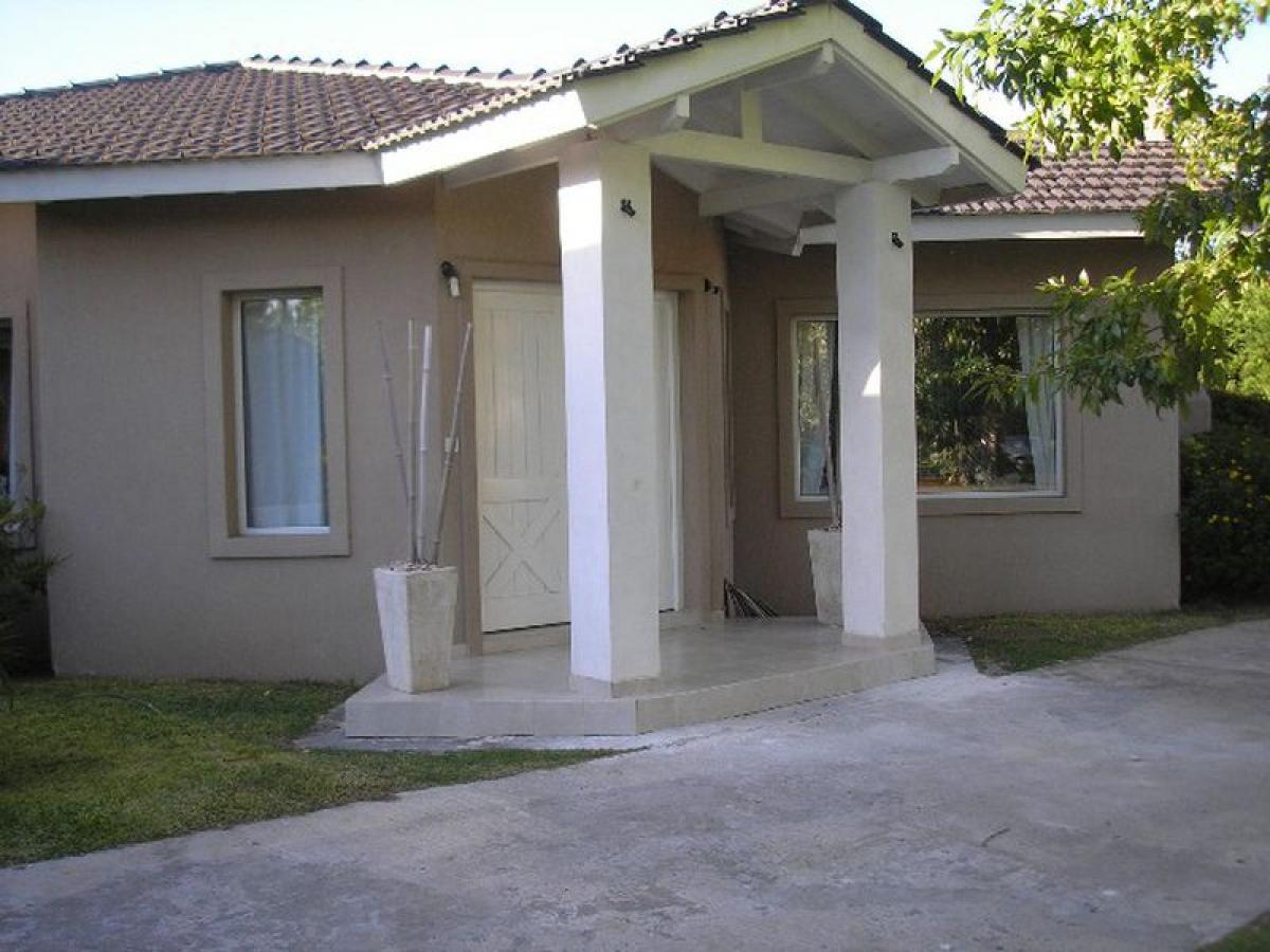  Farm in Moreno, Argentina No. 116635