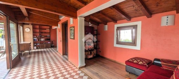 2 Schlafzimmer Villa in Treviso, Italy, Nr. 302462 18