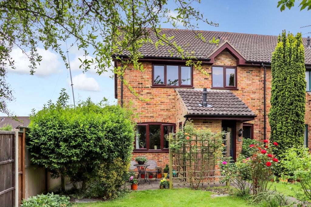 2 bedrooms Commercial property in Guildford, United Kingdom No. 13818