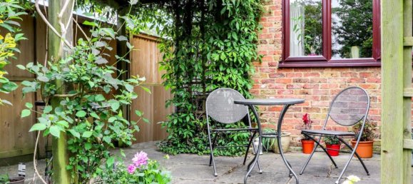 2 bedrooms Commercial property in Guildford, United Kingdom No. 13818 8