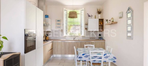 3 Schlafzimmer Haus in Ranco, Italy, Nr. 332111 13