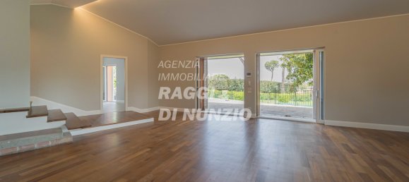 Квартира с 2 спальнями в Гроттаферрата, Италия № 156309 6