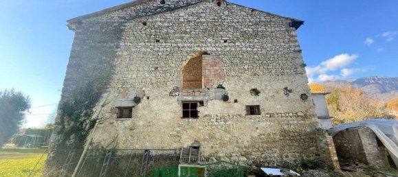 6 bedrooms House in Pieve del Grappa, Italy No. 372818 5