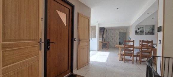 4 Schlafzimmer Haus in Lethuin, France, Nr. 214751 3