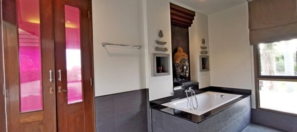 4 chambres house à louer à Pattaya, Chonburi, Eastern Thailand, Thailand № 57687 28