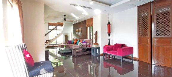 4 chambres house à louer à Pattaya, Chonburi, Eastern Thailand, Thailand № 57687 13