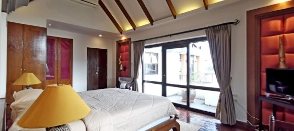 4 chambres house à louer à Pattaya, Chonburi, Eastern Thailand, Thailand № 57687 25