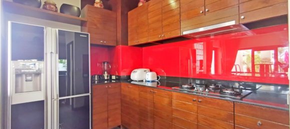 4 chambres house à louer à Pattaya, Chonburi, Eastern Thailand, Thailand № 57687 11