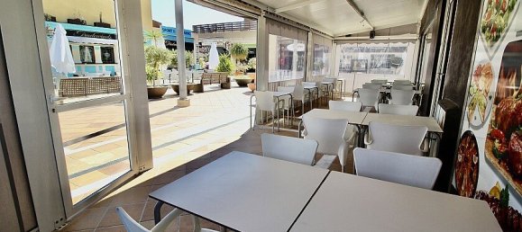 66m² Commercial property in Urbanizacion Las Filipinas, Spain No. 14452 6