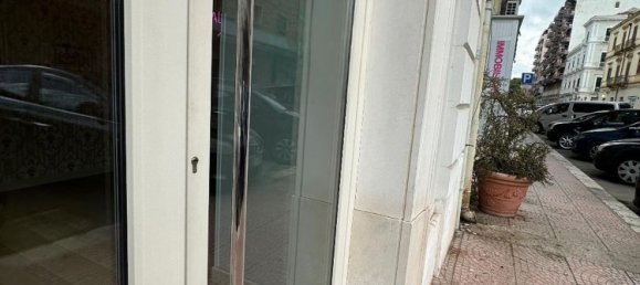 Propiedad comercial en Taranto, Italy 64 m² No. 303380 2