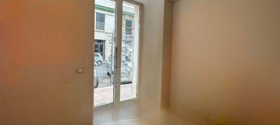 Propiedad comercial en Taranto, Italy 64 m² No. 303380 3