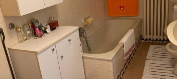 3-salle Appartement à San Pietro in Casale, Italy No. 67779 20