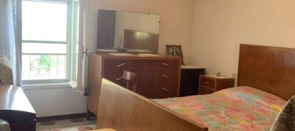 3-salle Appartement à San Pietro in Casale, Italy No. 67779 27