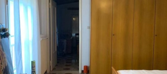 3-salle Appartement à San Pietro in Casale, Italy No. 67779 22