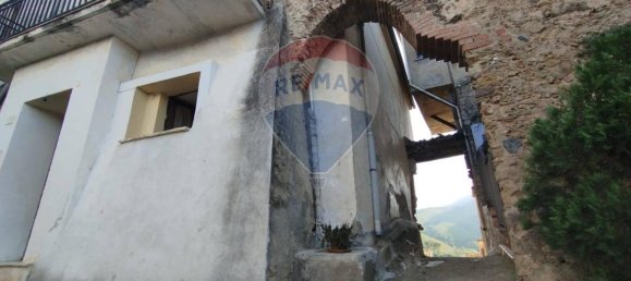 4 rooms House in San Marco Argentano, Italy No. 73626 3