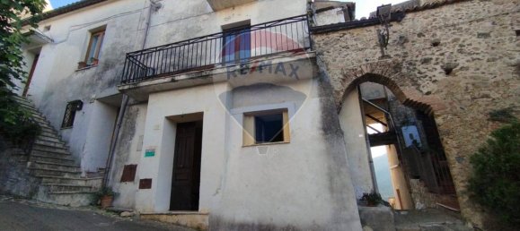 4 rooms House in San Marco Argentano, Italy No. 73626 6