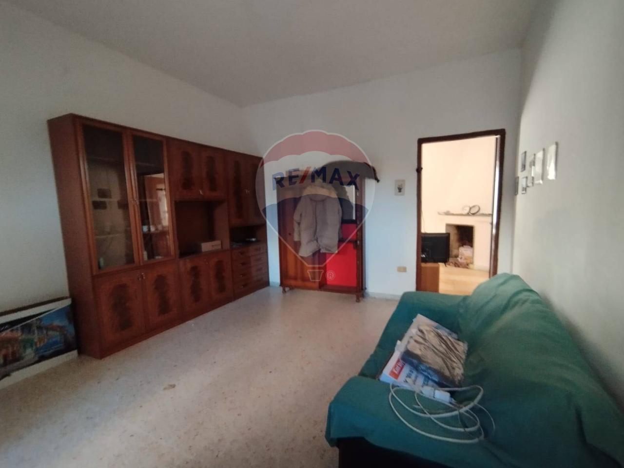 4 rooms House in San Marco Argentano, Italy No. 73626