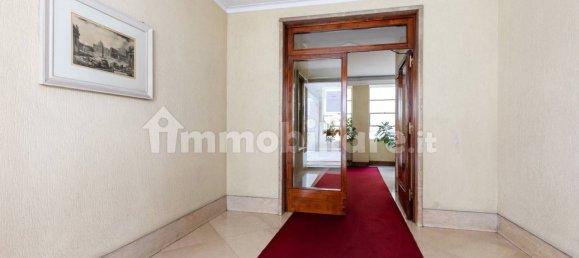 5 bedrooms Apartment in Rome, Italy No. 325057 6