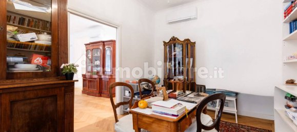 5 bedrooms Apartment in Rome, Italy No. 325057 18