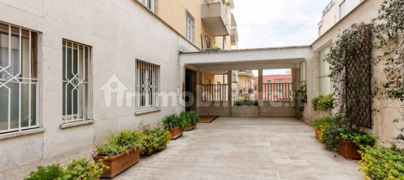 5 bedrooms Apartment in Rome, Italy No. 325057 5