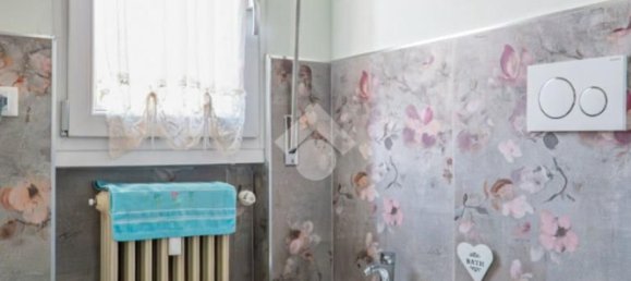 Apartamento de 3 habitaciónes en Salò, Italy No. 261503 11