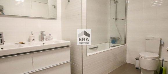 3 غرف نوم منزل ذو طابقين في Paris, France رقم 169801 11