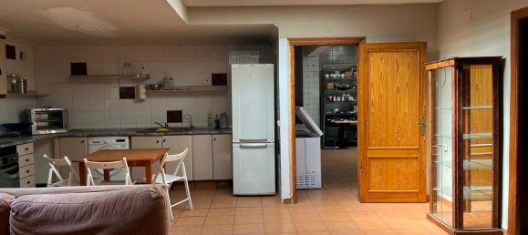 Propiedad comercial de 2 dormitorios en Valencia, Spain No. 143663 11