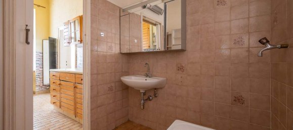 3 rooms Apartment in Josefstadt, Austria No. 53930 9