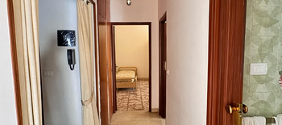 5 rooms Apartment in Messina, Italy No. 251347 5
