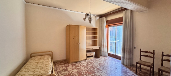 5 rooms Apartment in Messina, Italy No. 251347 4