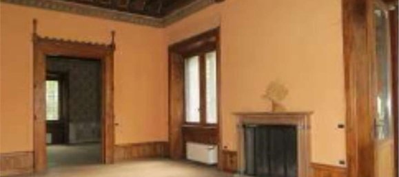 21 bedroom House in Gavirate, Italy No. 365532 11