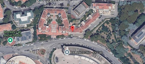 4 bedrooms Apartment in Rome, Italy No. 196960 2