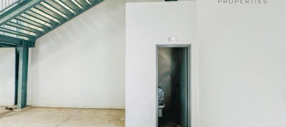 573.9m² Warehouse in Al Quoz, UAE No. 54107 6