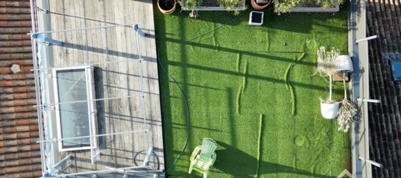 6 bedrooms Villa in Brizambourg, France No. 114345 25