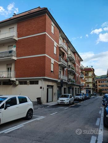 Apartamento de 4 habitaciónes en Ascoli Piceno, Italy No. 260450