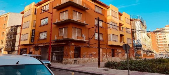 3 Schlafzimmer Gebäude in Miranda de Ebro, Spain, Nr. 84797 3