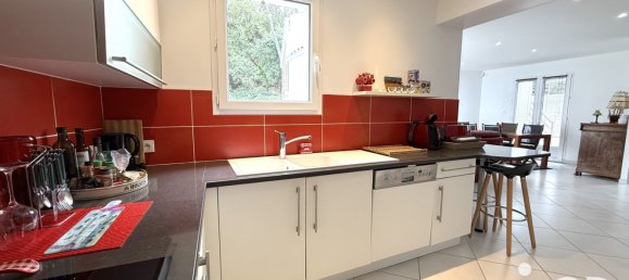 3 bedrooms House in Saint-Georges-d'Oleron, France No. 277519 8