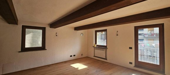 2 rooms Apartment in La Salle, Italy No. 134257 5