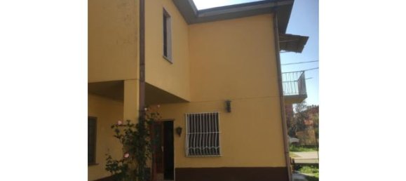 Villa de 4 dormitorios en Cura Carpignano, Italy No. 253055 4